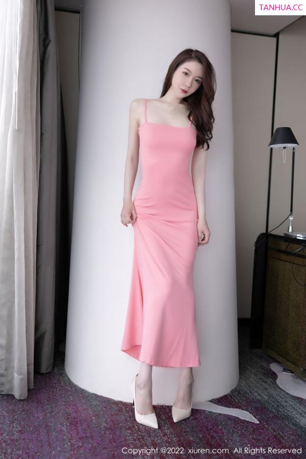 梦心玥  [XiuRen]高清写真图 2022.08.03 No.5379 梦心玥第11张图片